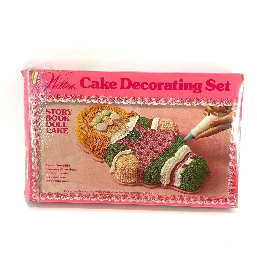Vintage Wilton Story Book Doll Cake Decorating Set 1971 Rag Doll Pan Raggedy Ann